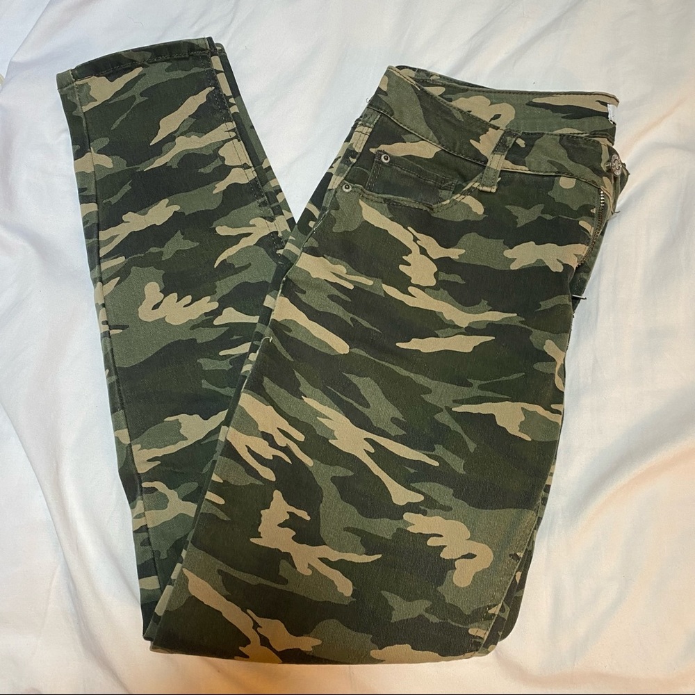 Camo Skinny Pants | size 4/27